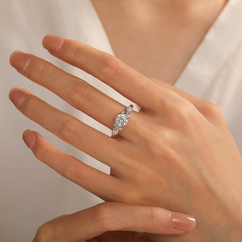 Jeulia 10K/14K/18K Gold Platinum Round Infinity Engagement Ring
