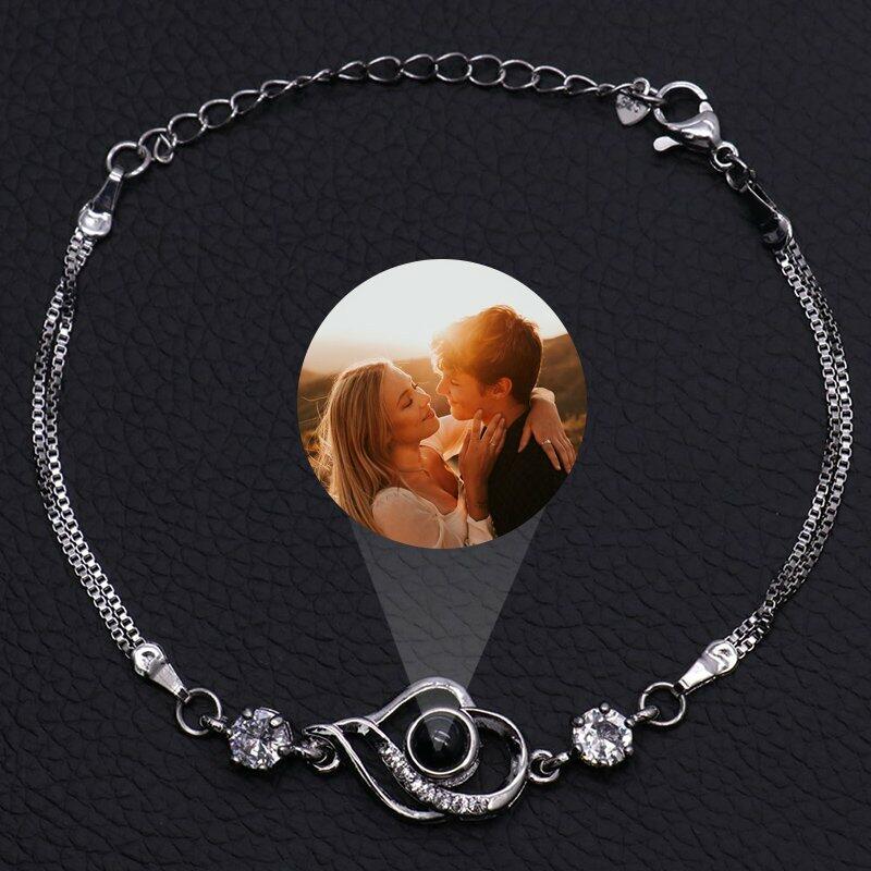 Braccialetti Personalizzati con Proiezione di Foto e Dolce Cuore