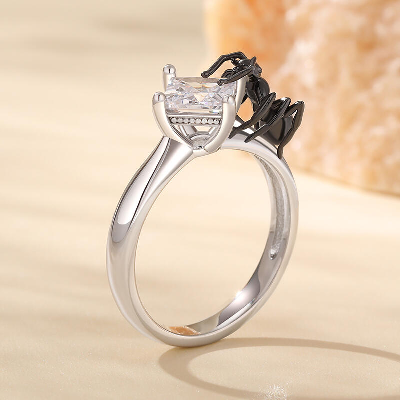 Jeulia Hug Me "Fascinating Insect" Ant Princess Cut Sterling Silver Ring