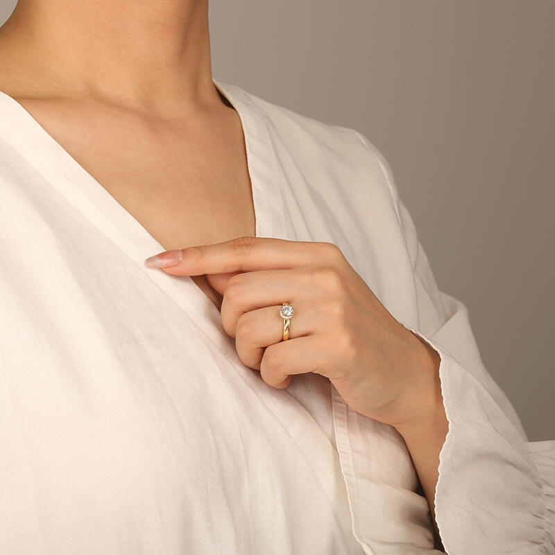 "Everlasting Love" Round Cut Halo Engagement Ring