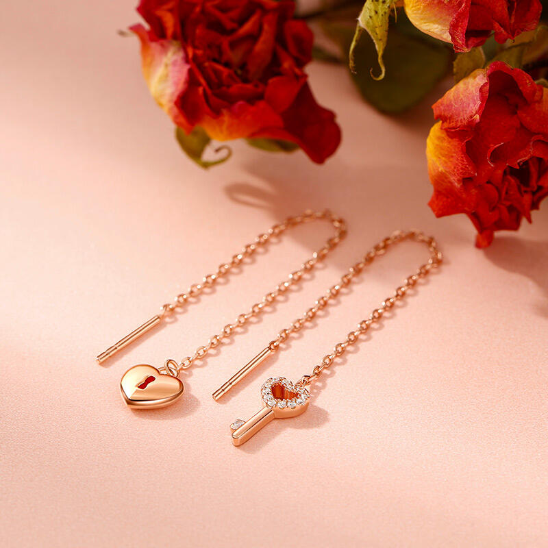 Jeulia "Key & Lock" Sterling Silver Threader Earrings