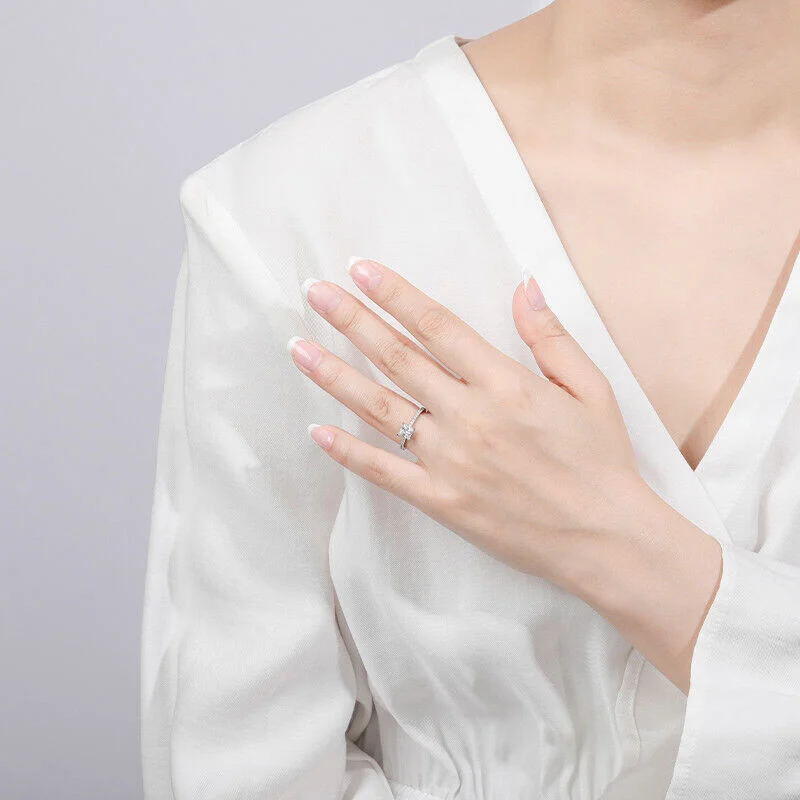 Jeulia Asscher-slipad förlovningsring i sterlingsilver