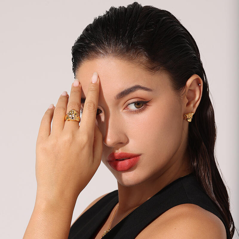 Jeulia Brincos de prata esterlina tigre