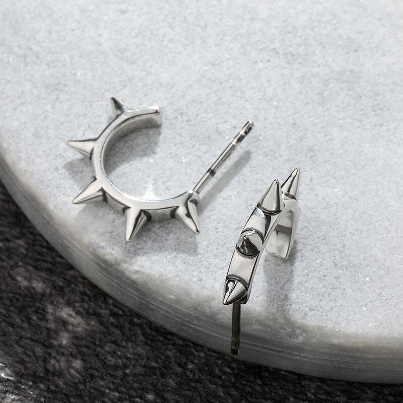 Jeulia "Ultimate Spike" Sterling Silver Earrings