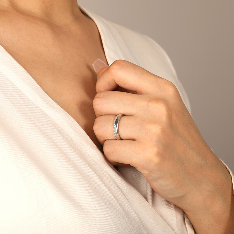 "Infinite Bliss" Classic Wedding Ring