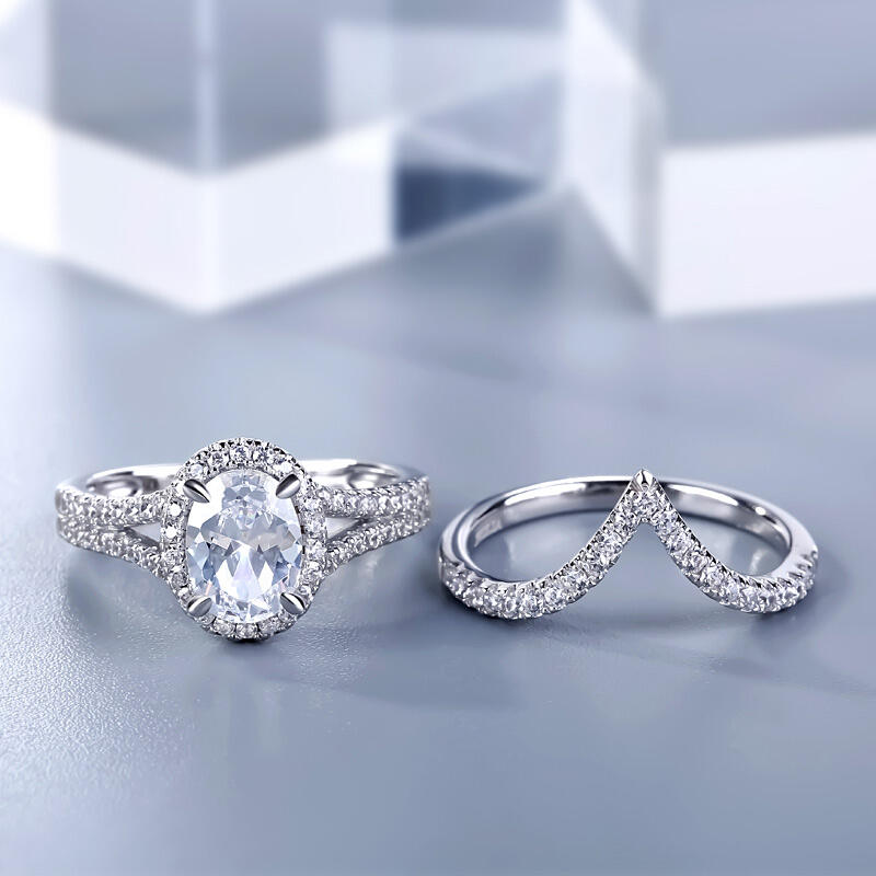 Jeulia Split Shank Halo Oval Cut Sterling Silver Ring Set