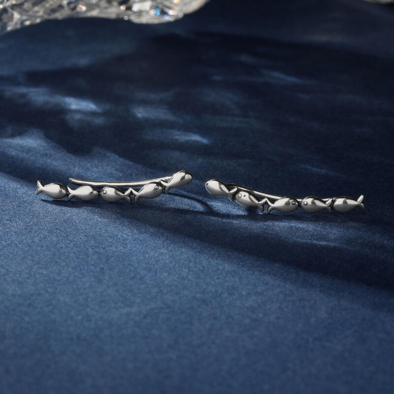 Jeulia "Kiss Fish" Sterling Silver Climber Earrings