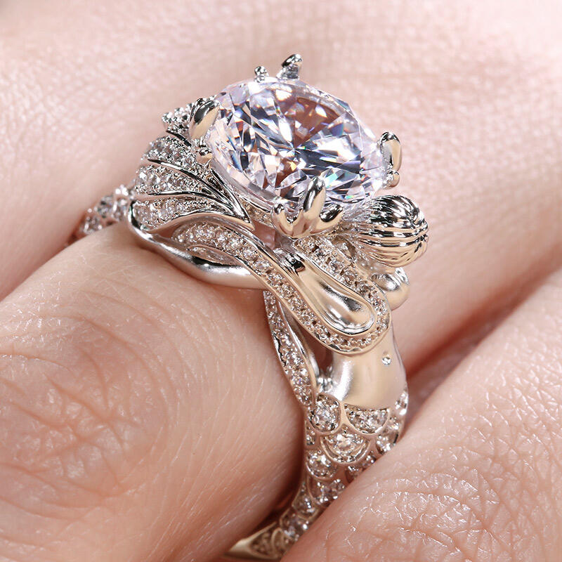 Jeulia "Goddess of the Sea" Sterling Silver Mermaid Ring