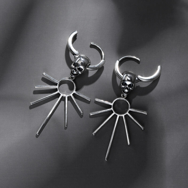 Jeulia Pendientes colgantes de calavera fantasma de plata de ley