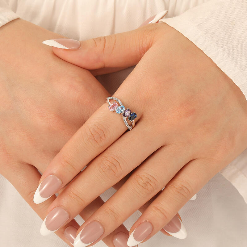 Jeulia Anillo Familiar con Diseño Trenzado y Piedras de Nacimiento Ovaladas