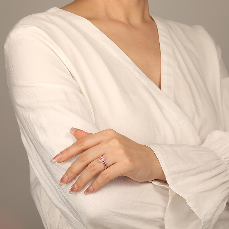 "Brave Love" Pear Cut 2pcs Bridal Set