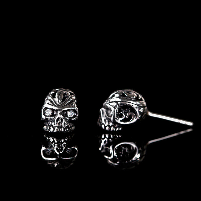 Jeulia Punk Style Skull Titanium Steel Men's Earrings