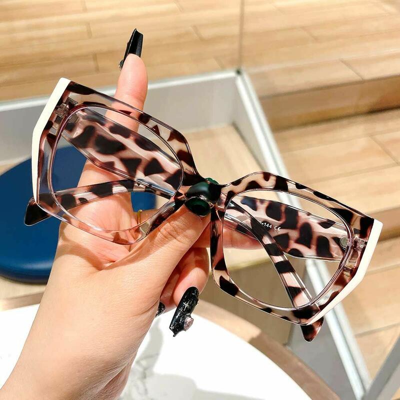 Hedda Cat Eye Leopard Glasses