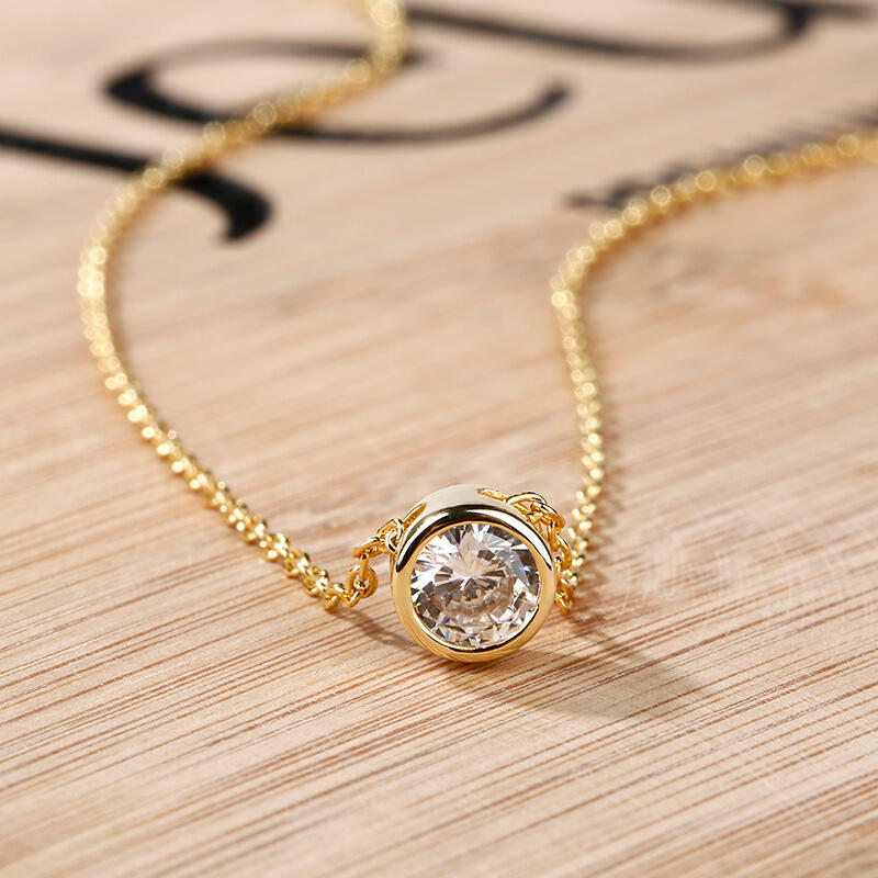 Jeulia Simple Round Cut Stone Pendant Sterling Silver Necklace