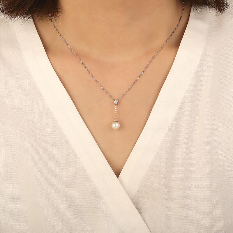 "Mondschatten-Reiz" Süßwasserperlen-Halskette 7,5-8,0 mm