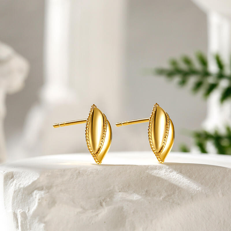 Jeulia Shell Shape Sterling Silver Stud Earrings