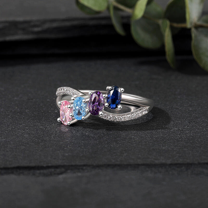 Jeulia Anillo Familiar con Diseño Trenzado y Piedras de Nacimiento Ovaladas