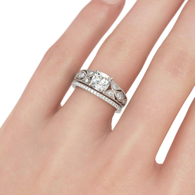 Jeulia Vintage Cushion Cut Sterling Silver Ring Set