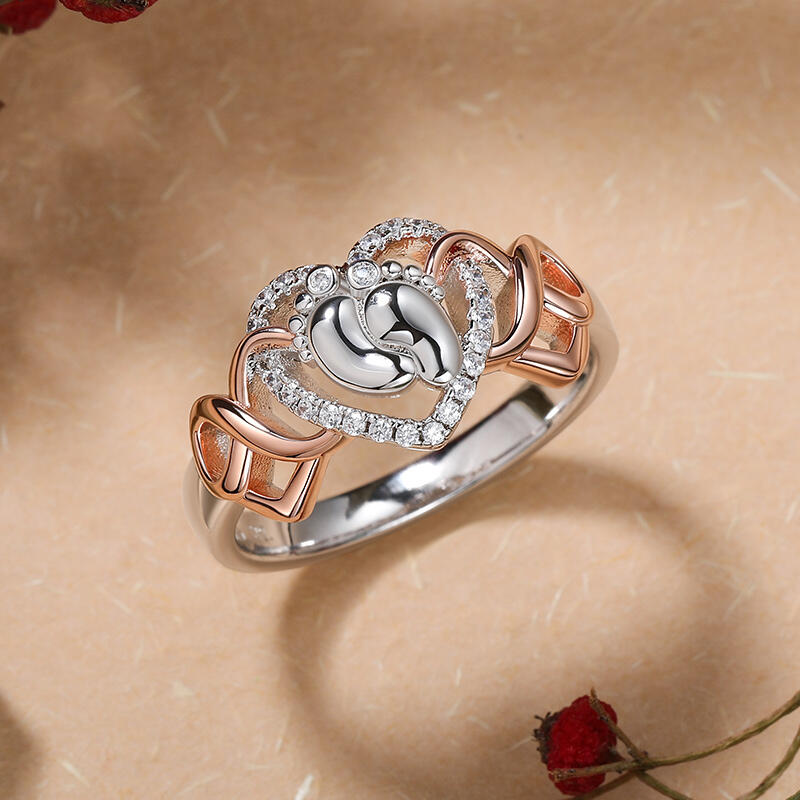 Jeulia "Baby's Footprints" Infinite Heart Sterling Silver Women's Band