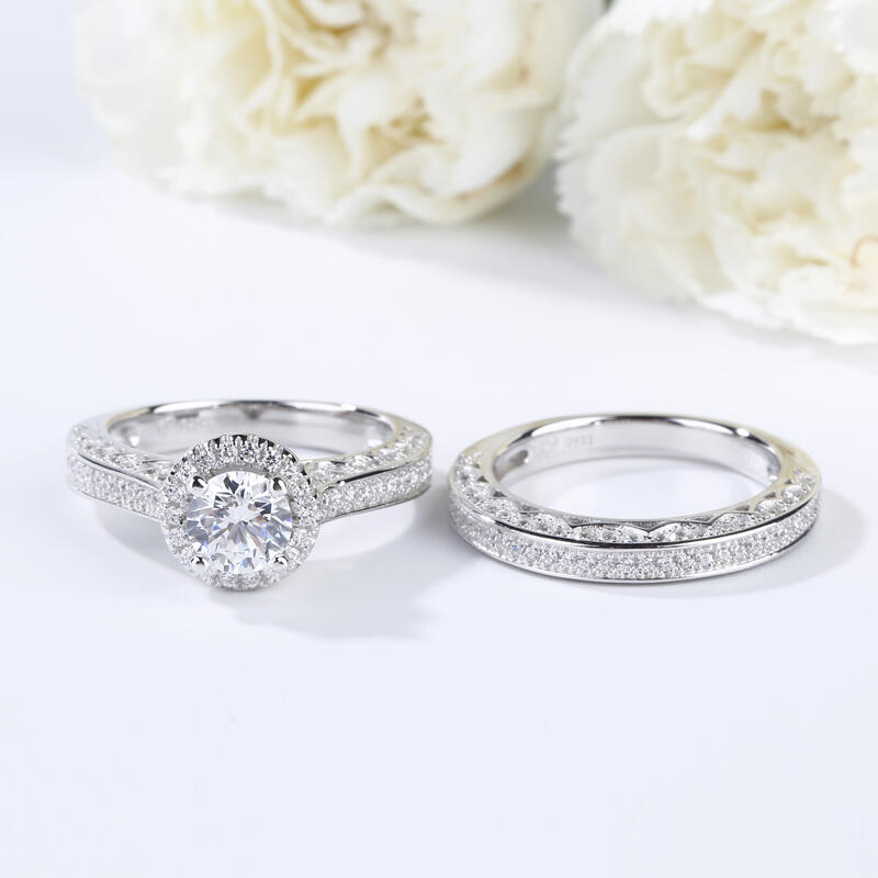 Jeulia Halo Round Cut Sterling Silver Ring Set
