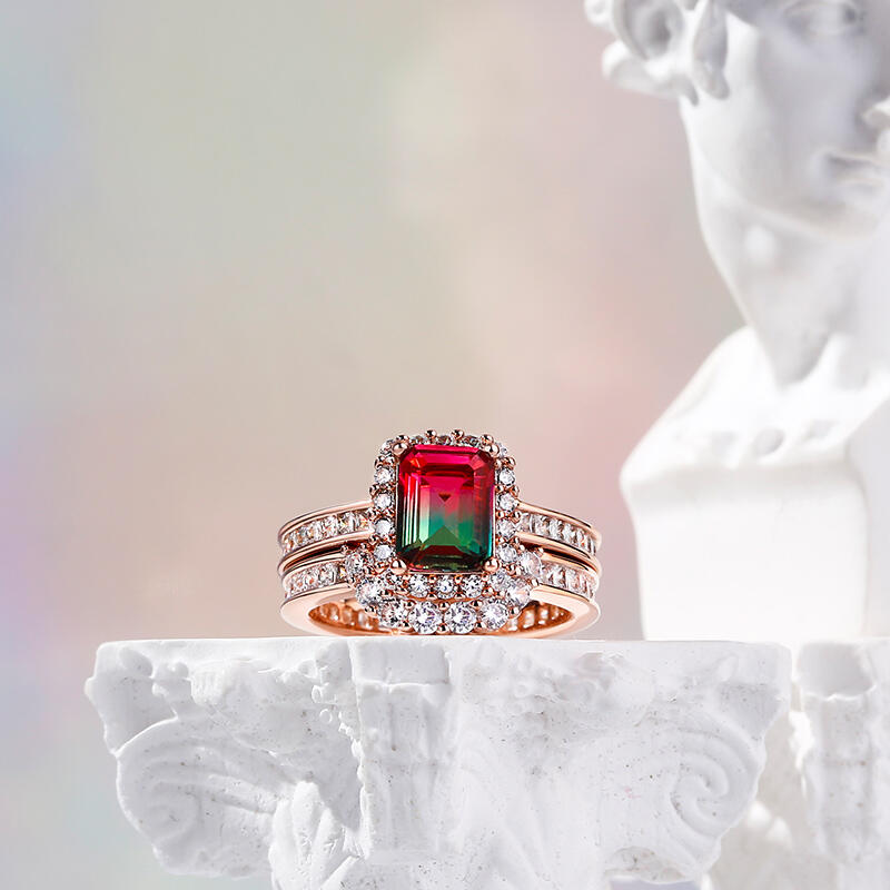 Jeulia Halo Emerald Cut Sterling Silver Watermelon Ring Set