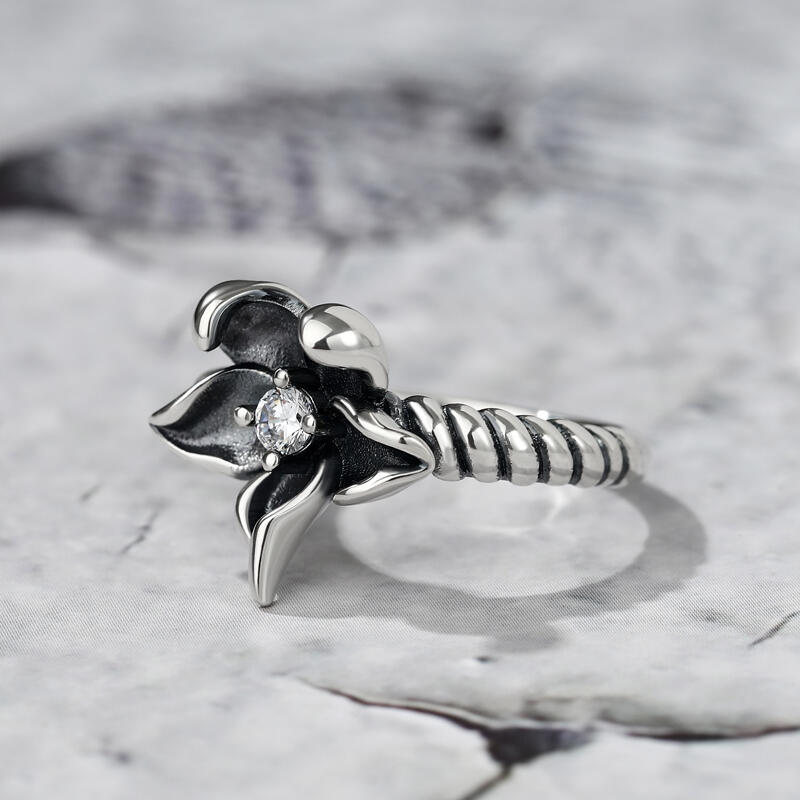 Jeulia Anillo de flor grande de plata vintage para mujer