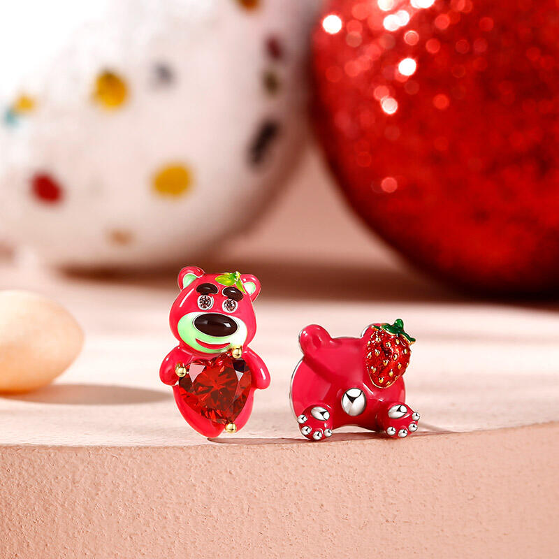 Jeulia Hug Me Lindos brincos de urso morango vermelho em prata de lei