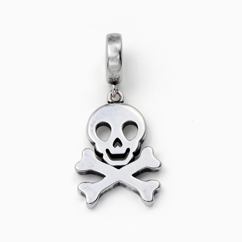 Jeulia Charm de calavera de pirata de plata de ley