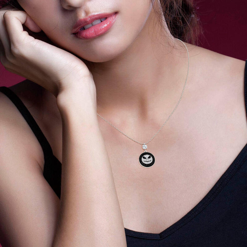 Jeulia "Pumpkin King" Skull Design Sterling Silver Necklace