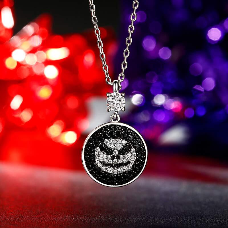 Jeulia "Pumpkin King" Skull Design Sterling Silver Necklace