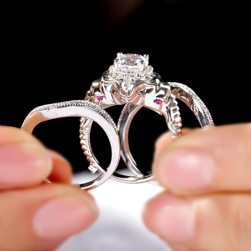 Jeulia 3PC Round Cut Sterling Silver Elephant Ring