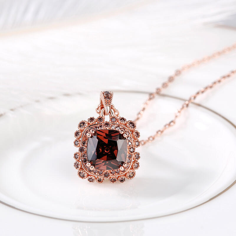 Jeulia Milgrain Design Halo Cushion Cut Sterling Silver Necklace