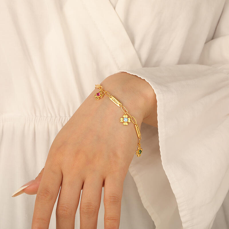 Jeulia Custom Name Flower Birthstone Bracelet