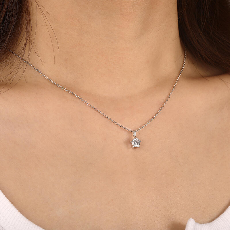 "Unvergänglicher Stern" Rundschliff Halskette