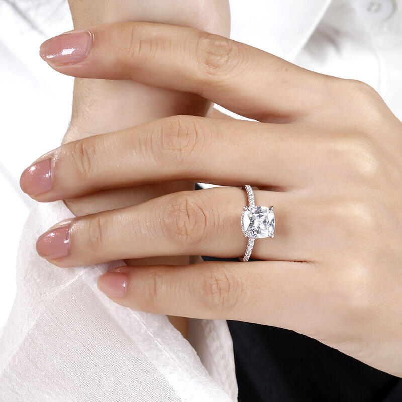 Jeulia Classic Cushion Cut Sterling Silver Ring