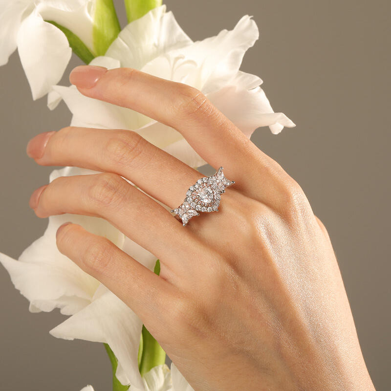 Jeulia Double Halo Two Tone Heart Wedding Ring