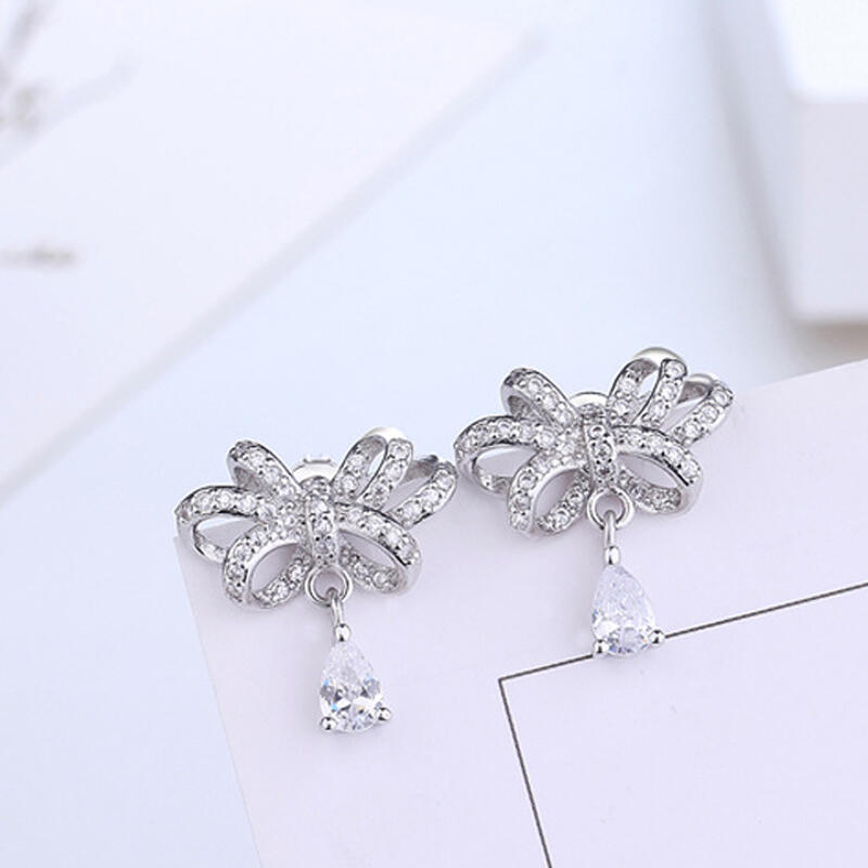 Jeulia Bowknot Pear Cut Drop Earrings