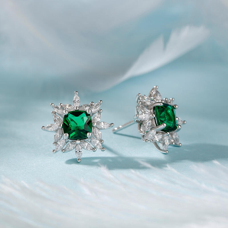 Jeulia Vintage Design Halo Cushion Cut Sterling Silver Stud Earrings