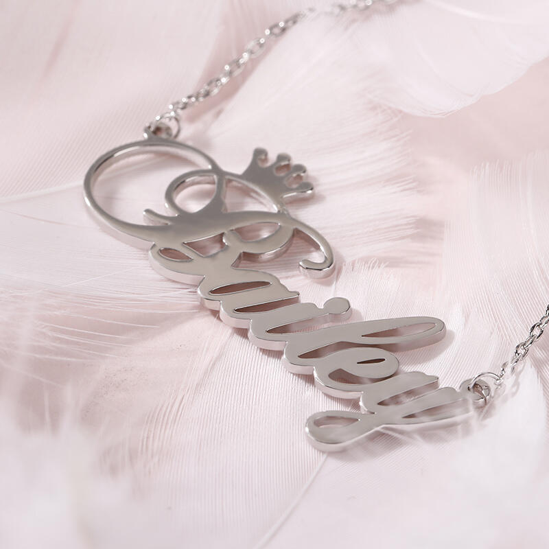 Jeulia Collar con nombre en plata esterlina personalizado "Sé tu propio rey"