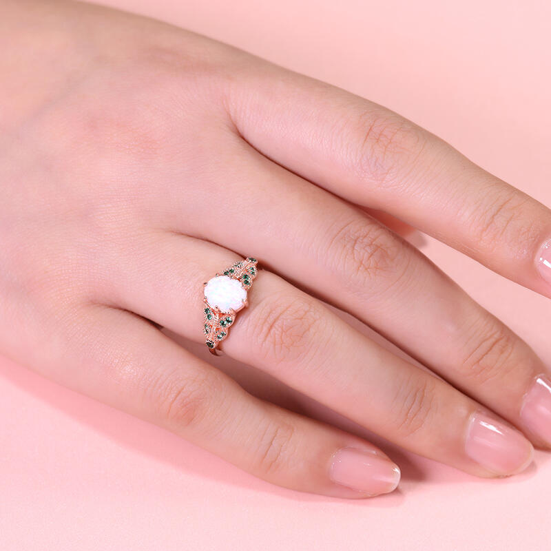 Jeulia "Art Deco" förlovningsring med vintageopal i sterlingsilver