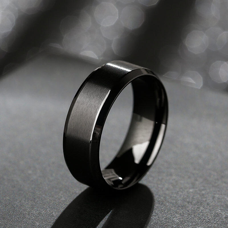 Jeulia Black Titanium Steel Men's Band