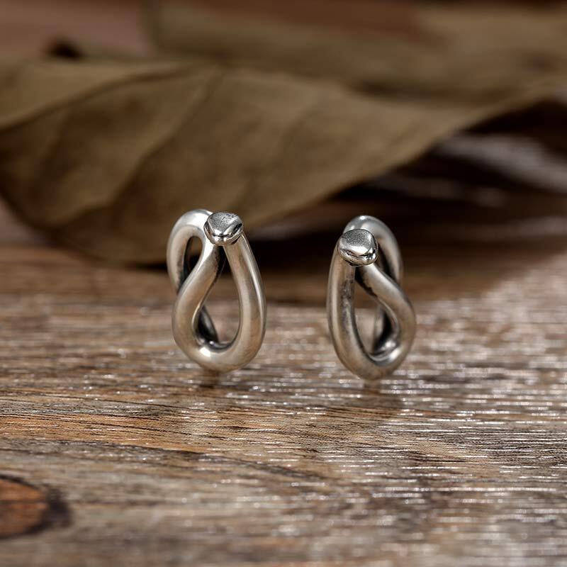 Jeulia "A Hint of Danger" Snake Sterling Silver Earrings