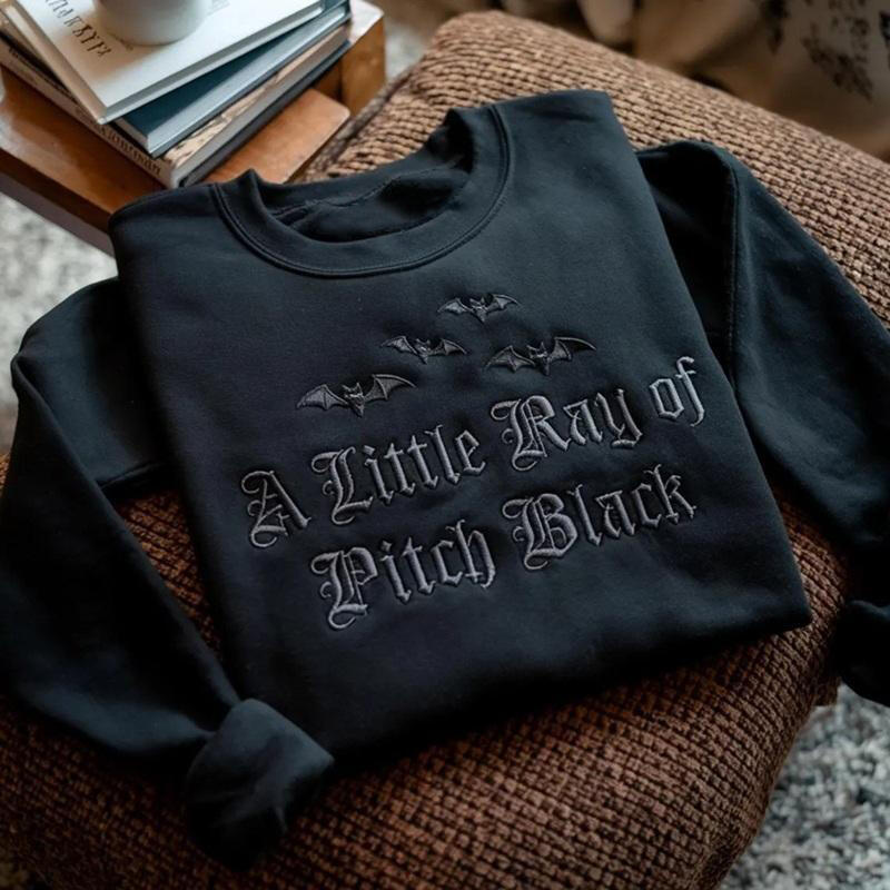 Personalisiertes Sweatshirt mit Stickerei Kreatives Geschenk für Halloween