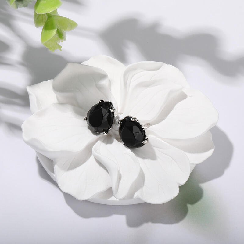 Jeulia "New Beginnings" Pear Shaped Natural Black Agate Stud Earrings