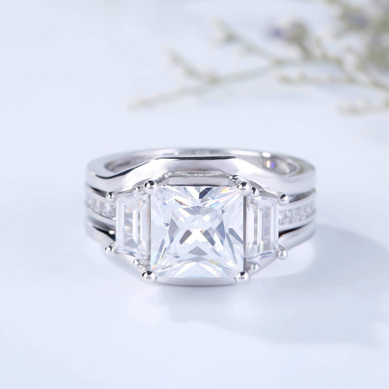 Jeulia Three Stone Princess Cut Sterling Silver Ring Set