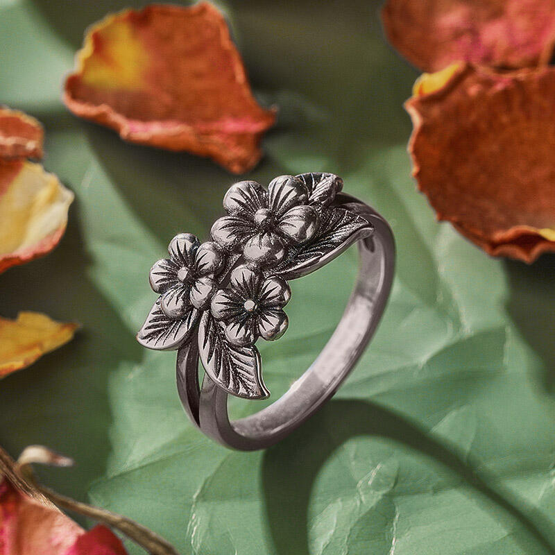 Jeulia "Flower and Leaf" Friendship Sterling Silver Ring