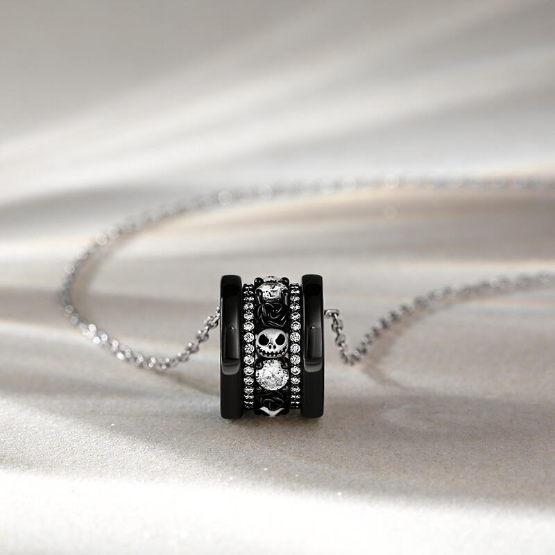 Jeulia Collar de calavera con flores de plata de ley