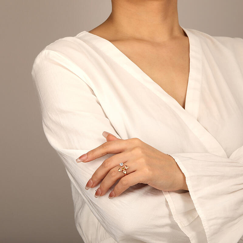 "Im Angesicht der Liebe" Hortensienblüten-Klassikring