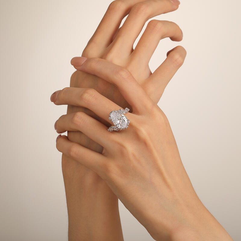 Jeulia Bypass Cluster Pear Shaped Engagement Ring