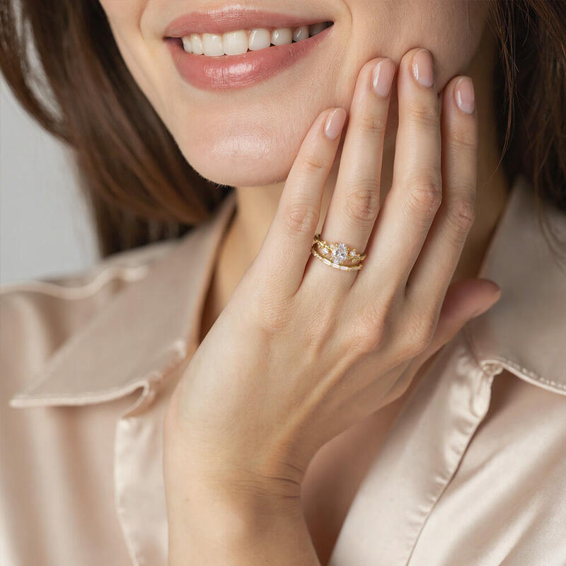 "Close To You" Oval Cut 2pcs Cluster Bridal Set